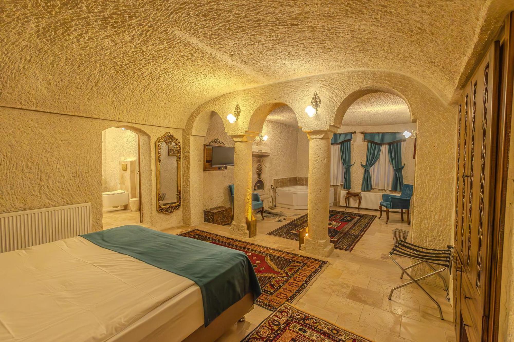 Milagre Cave Cappadocia Hotel Cavusin Exterior photo