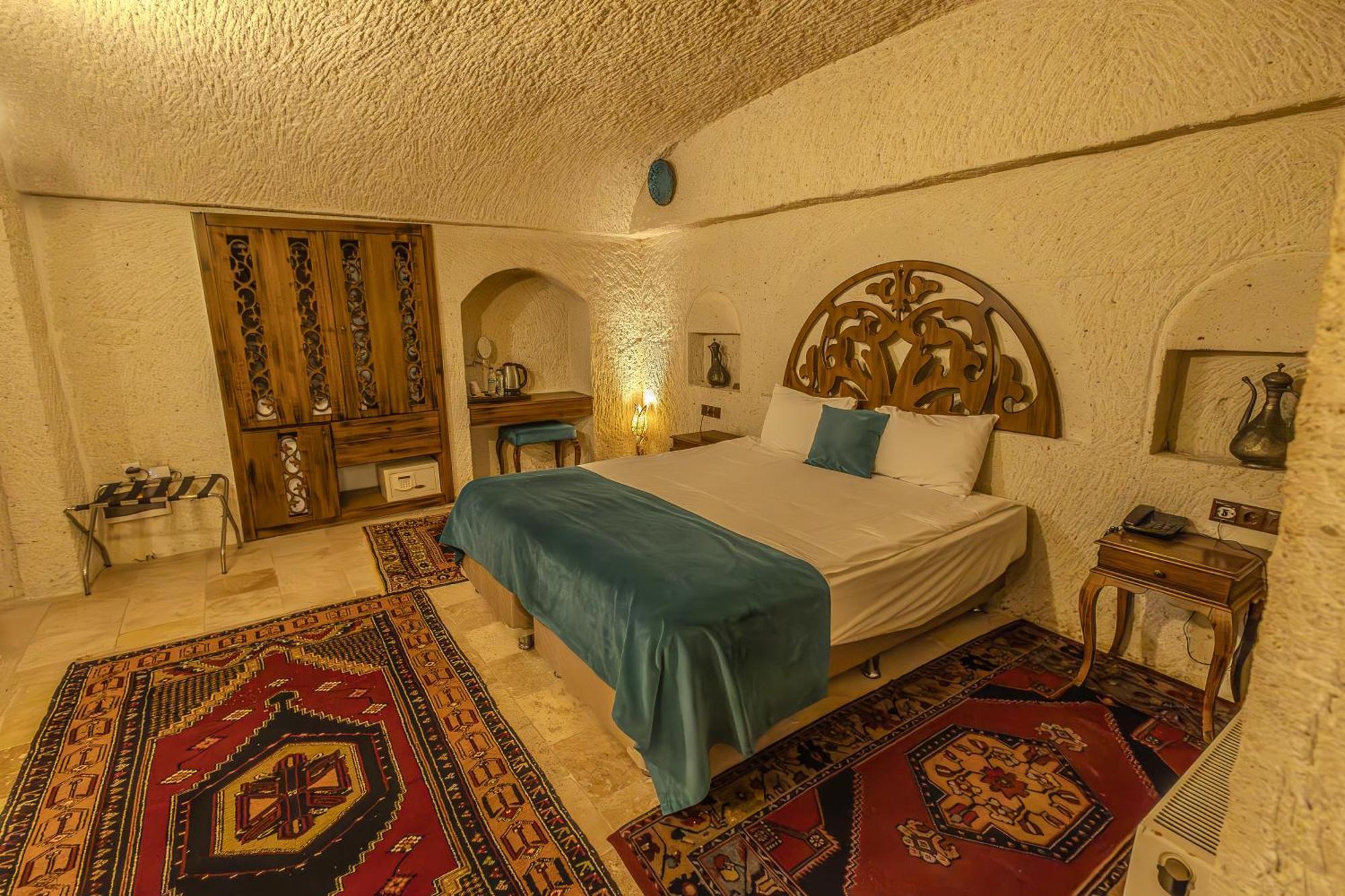 Milagre Cave Cappadocia Hotel Cavusin Exterior photo