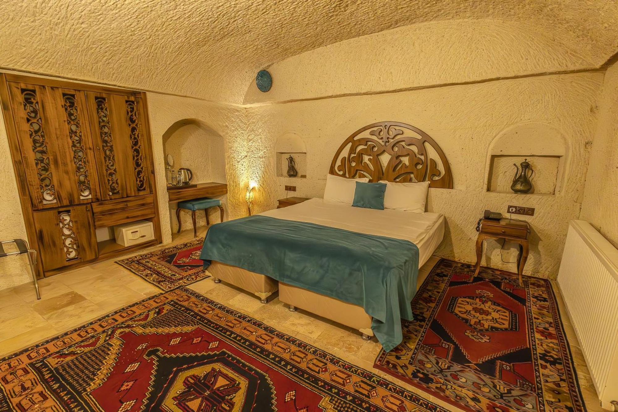 Milagre Cave Cappadocia Hotel Cavusin Exterior photo