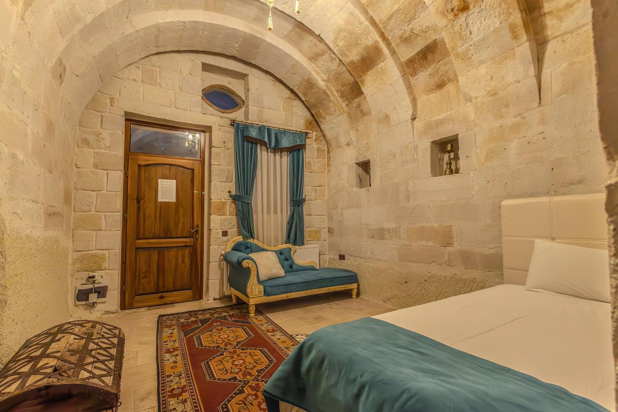 Milagre Cave Cappadocia Hotel Cavusin Exterior photo